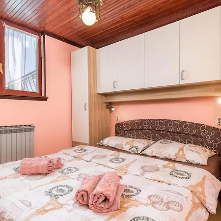1 Bedroom Pet Friendly In Abbazia