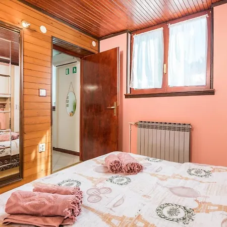 1 Bedroom Pet Friendly In *